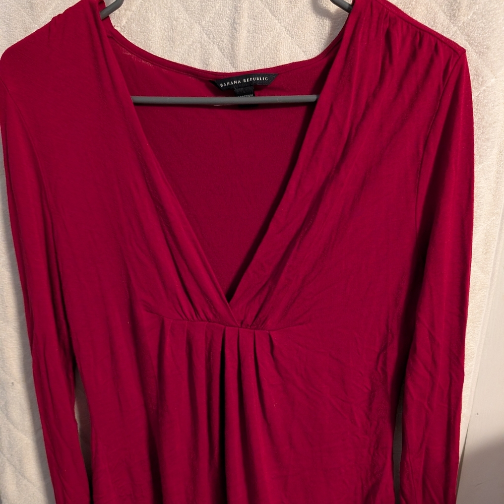 Banana Republic Deep Red V-Neck Blouse